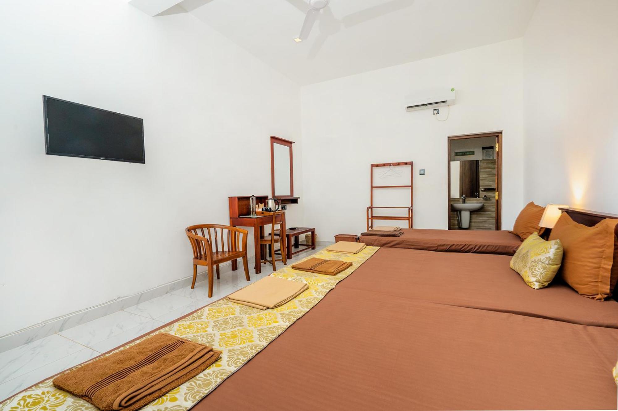 Mailagama Cinnamon Residence 카타라가마 외부 사진